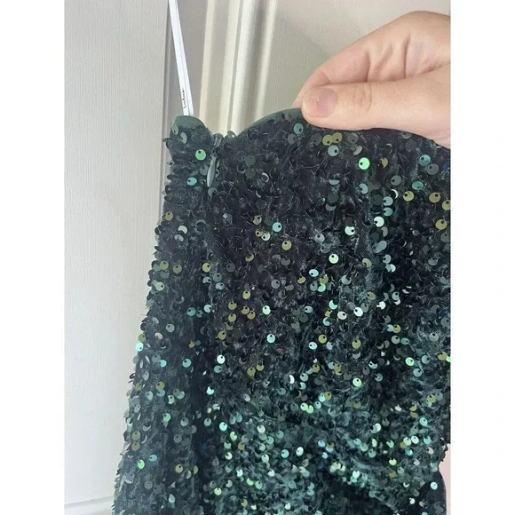 Lulus NWT Endless Luxe Dark Green Sequin Velvet One-Shoulder Mini Dress LARGE - Picture 9 of 13